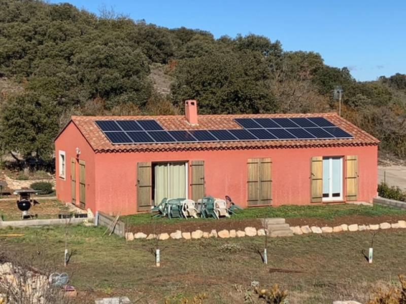 Panneau solaire Aubagne pour autonomie énergétique