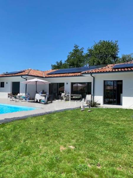 installateur de panneaux solaires à Fréjus région de Draguignan