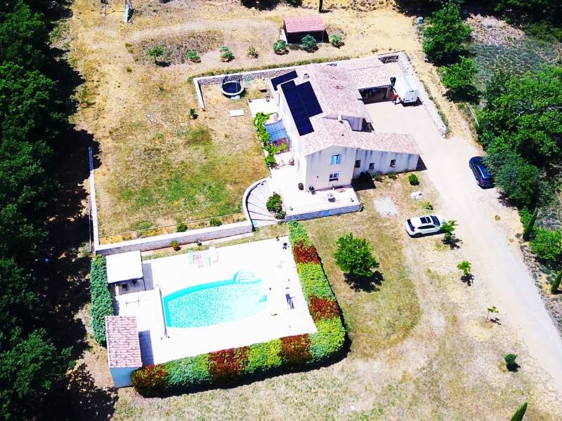 Installation de panneaux solaires DualSun sur une maison à Digne-les-Bains